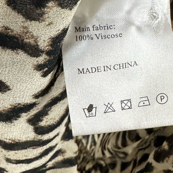 Munthe Gladiator Leopard Ruffle V Neck Midi Dress Women’s Sz 40 - Picture 8 of 8